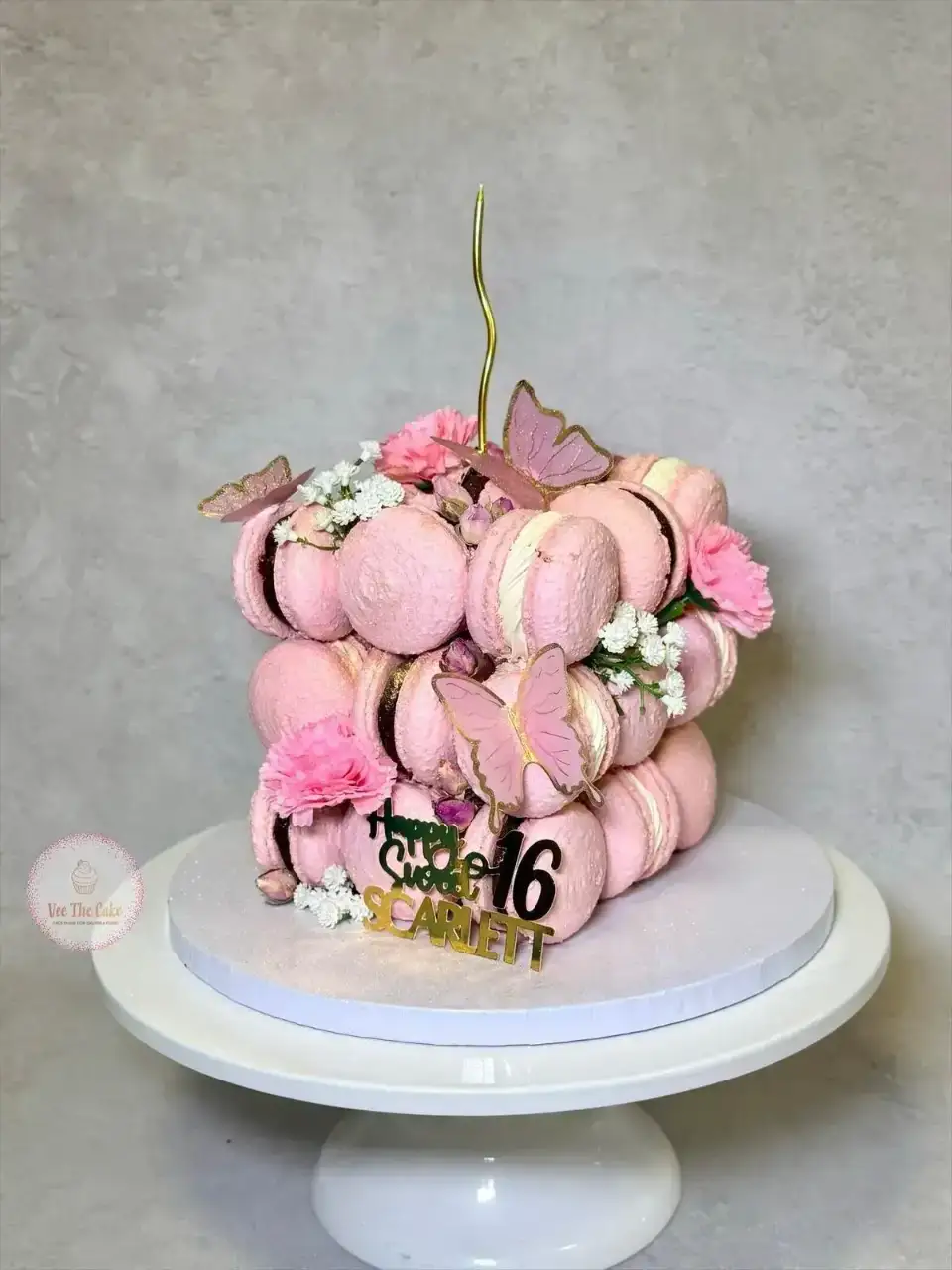 Wedding macaroon favours in matching colours