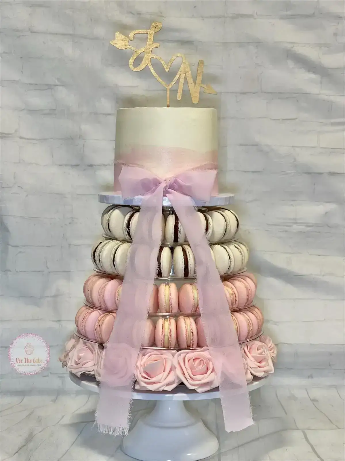Boxed macaroon gift set from Mapperley cake studio